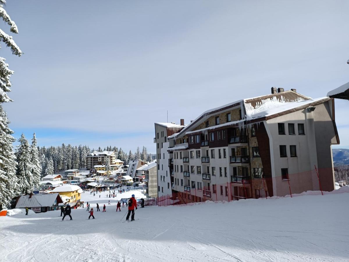 Viva 6 Apartment In Hotel Stenata Pamporovo Eksteriør bilde